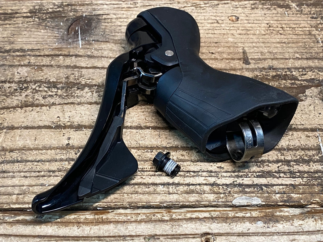 IU349 シマノ SHIMANO 105 ST-R7025 STIレバー 右のみ 11S ※油圧部,クランプ部の割れの為ジャンク