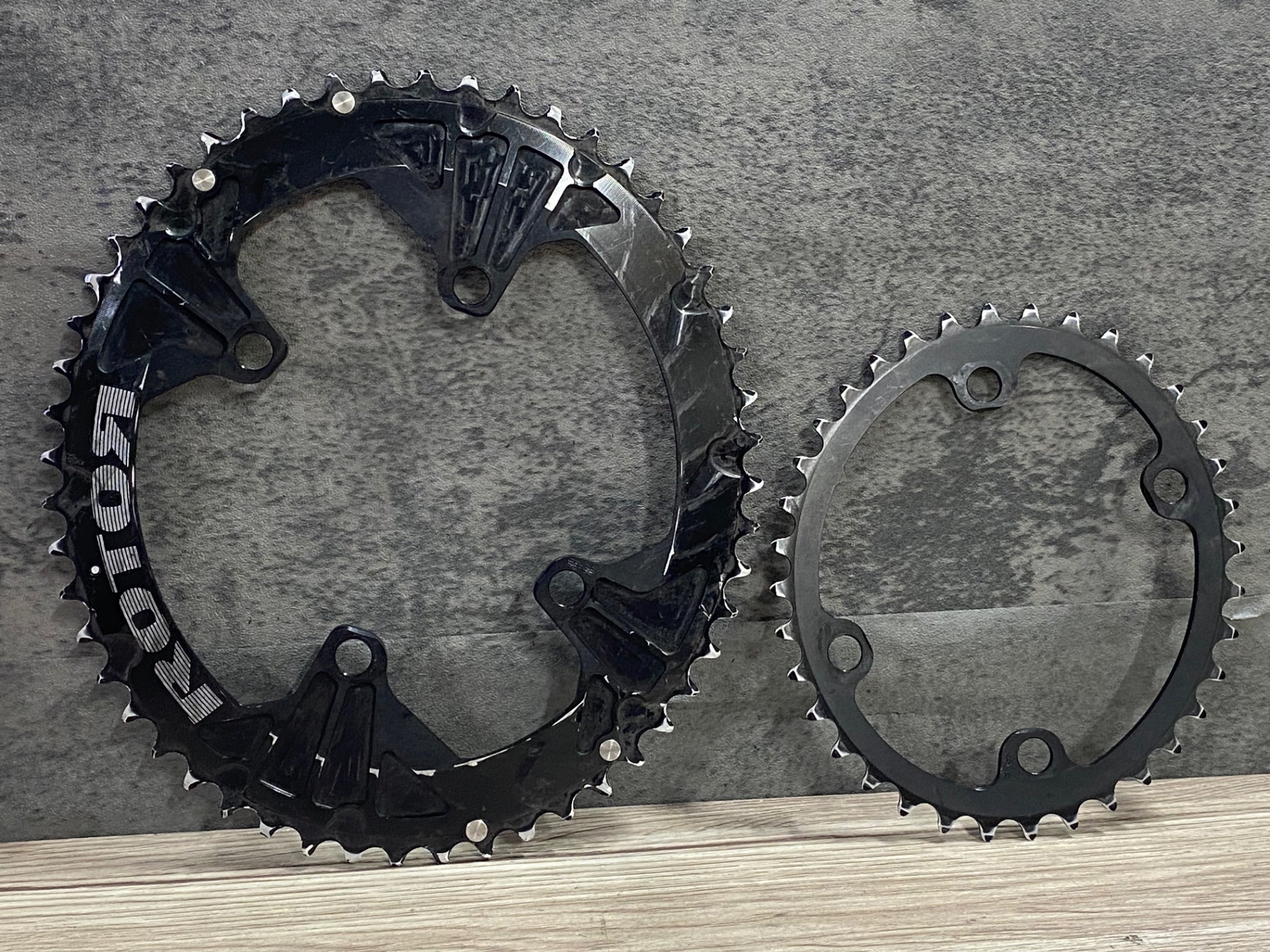 JR583 ローター ROTOR QRINGS チェーンリング 52/36T 110BCD 4H – BICI