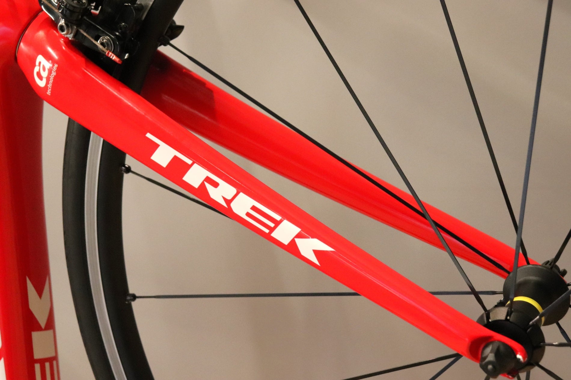 訳アリ トレック TREK エモンダ EMONDA SLR P1 54サイズ シマノ