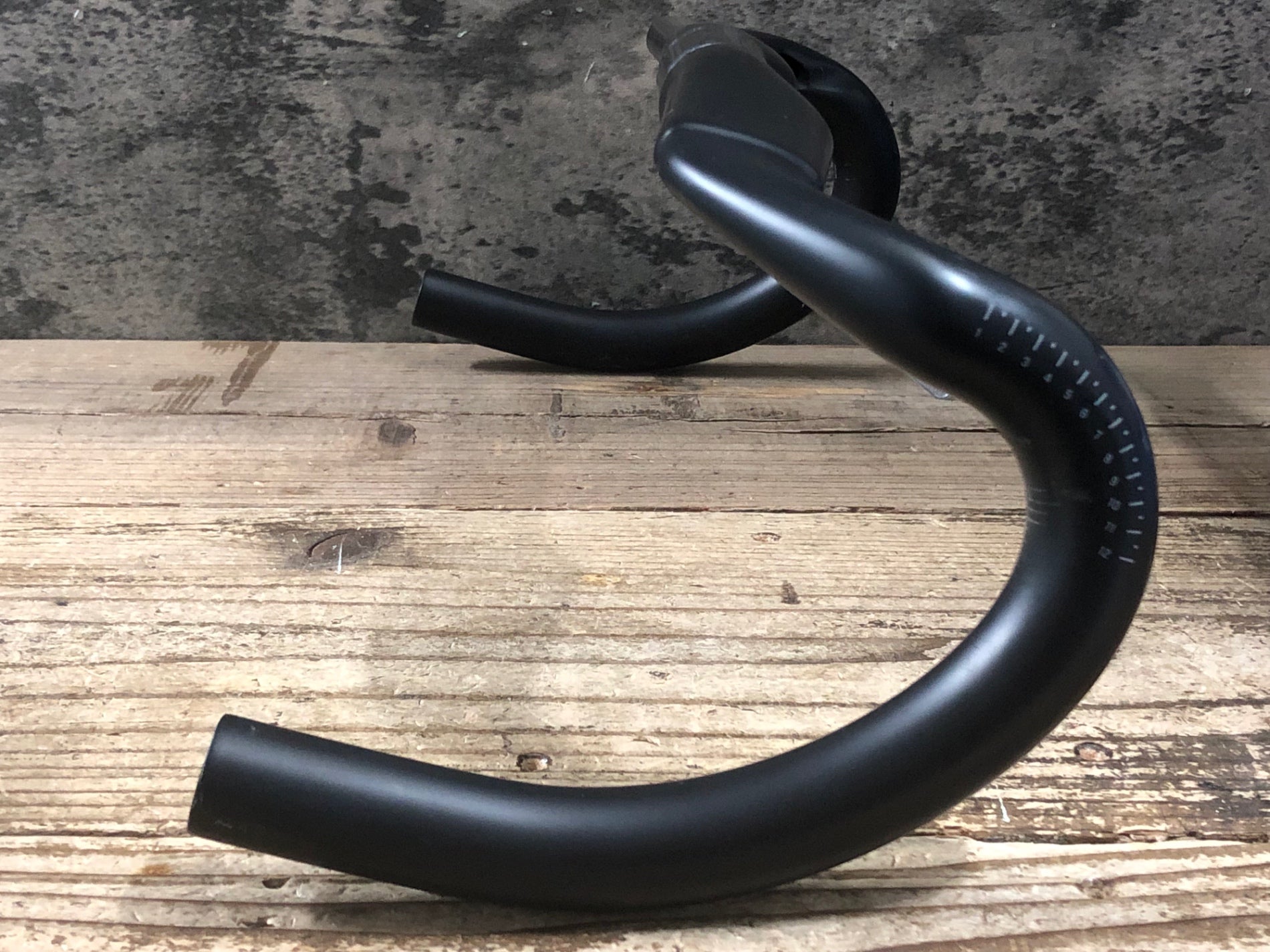 JR566 ボントレガー BONTRAGER RSL AERO ROAD HANDLEBAR カーボン