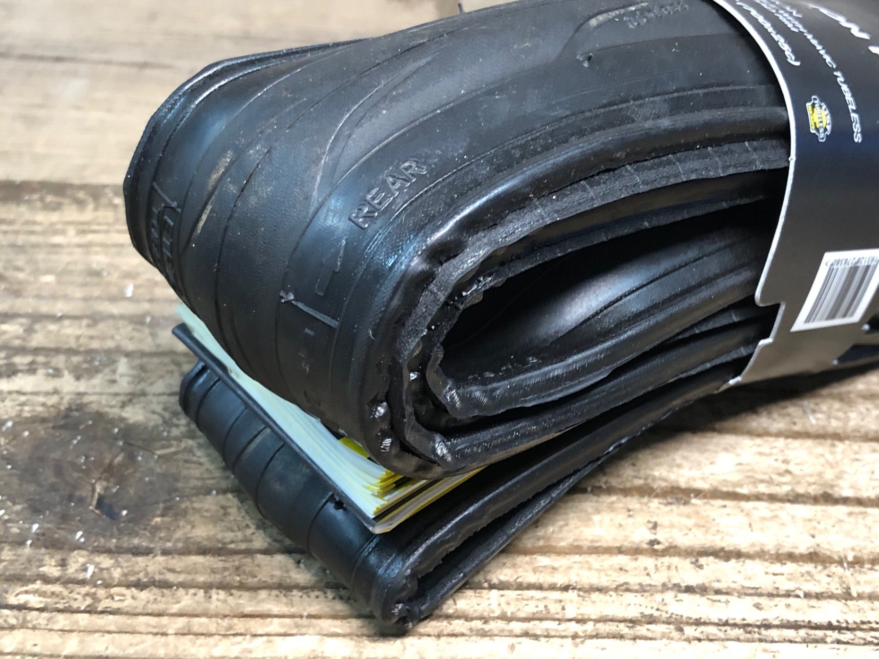 JF263 マビック MAVIC YKSION PRO UST 2 クリンチャータイヤ 黒 700 x