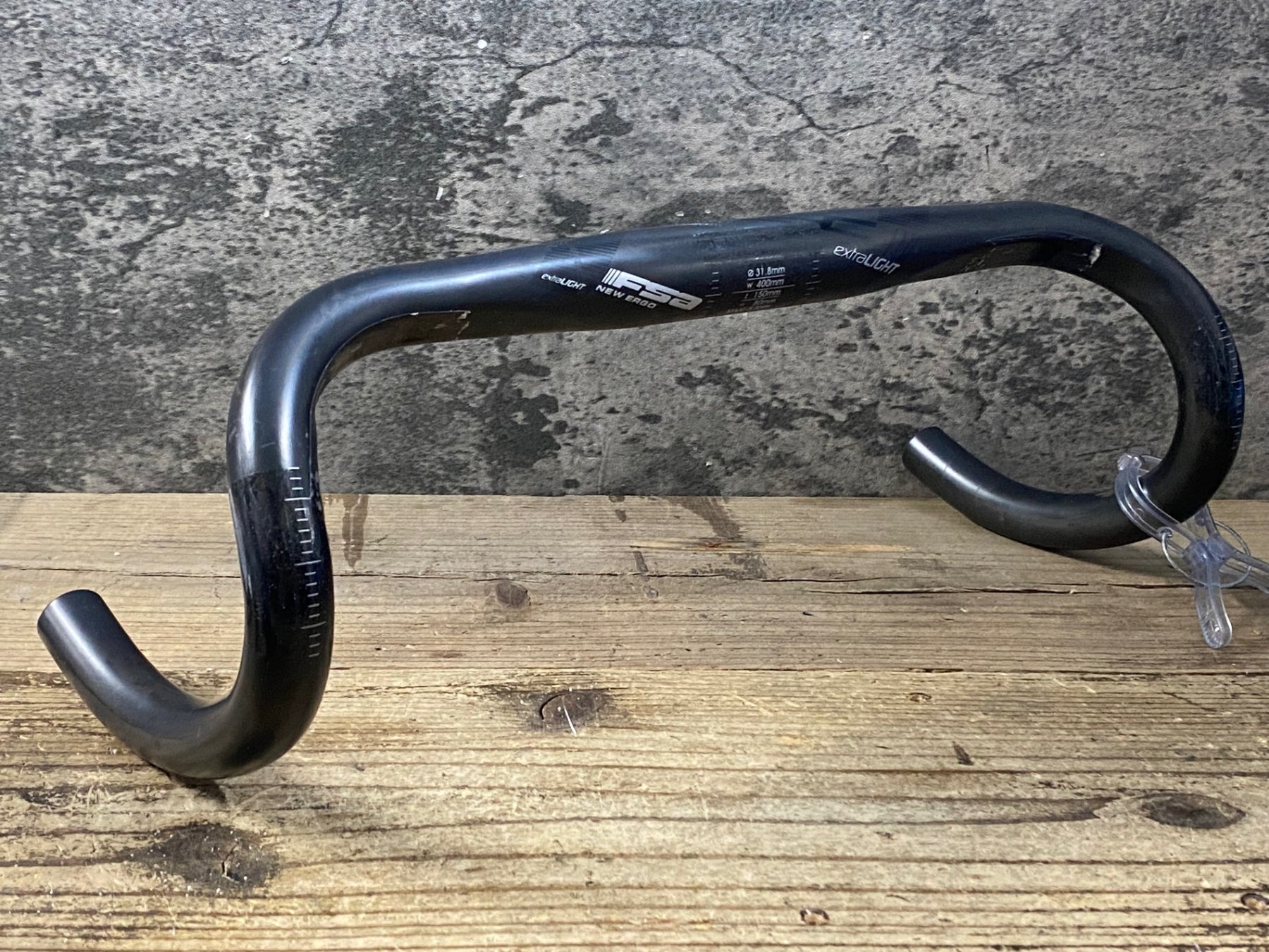 KC127 FSA EXTRALIGHT NEW ERGO カーボン ドロップハンドル Φ31.8
