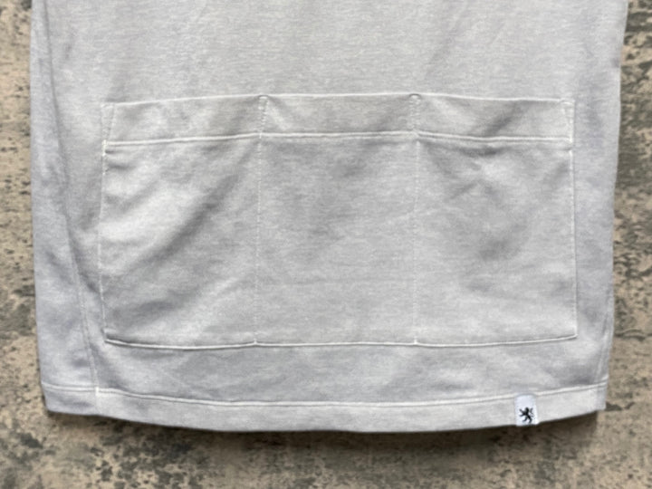JM241 カペルミュール KAPELMUUR 半袖 ドライ Tシャツ ライトグレー サイズ不明 バックポケット