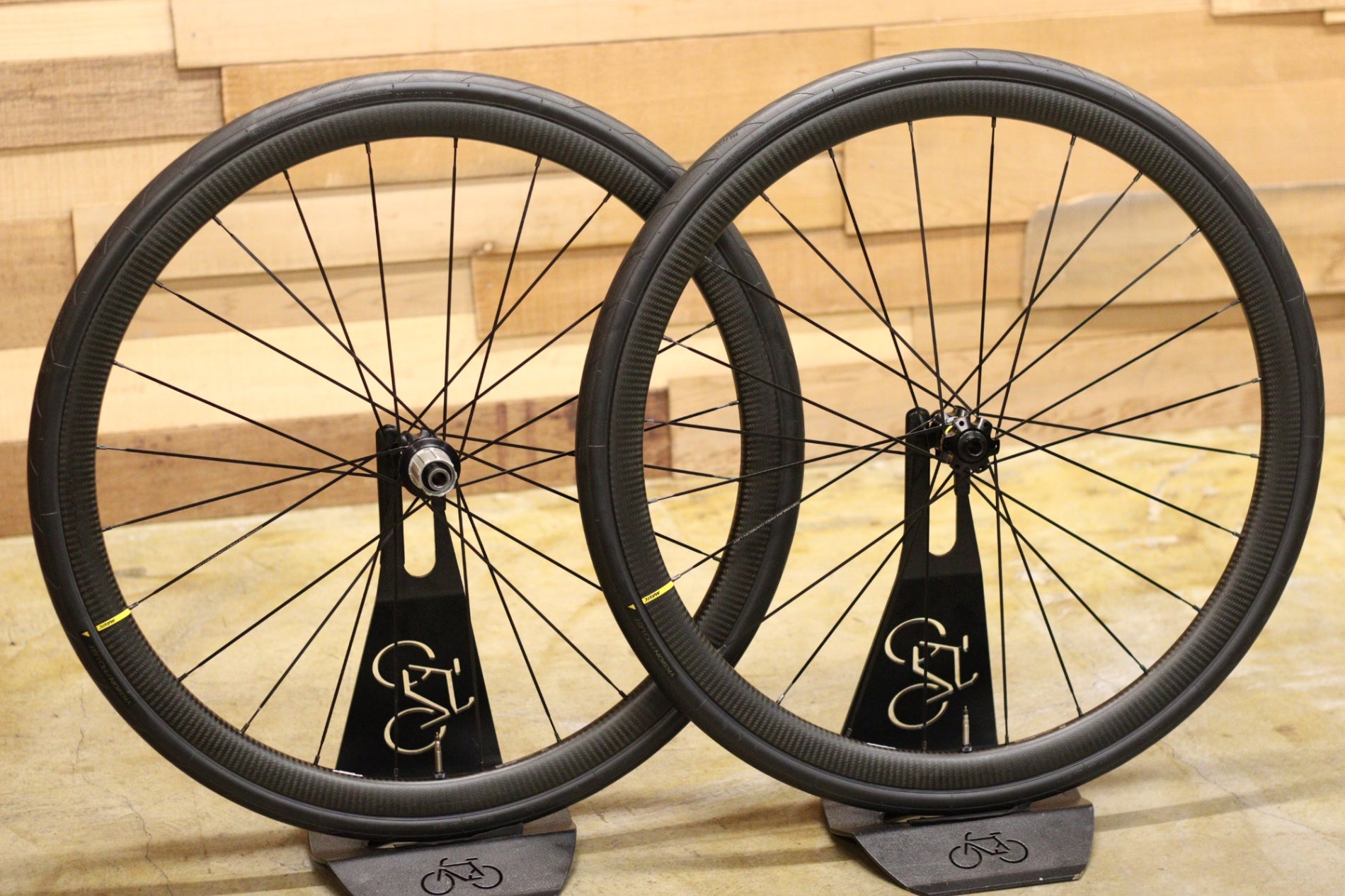 マヴィック MAVIC キシリウム プロカーボン KSYRIUM PRO CARBON UST