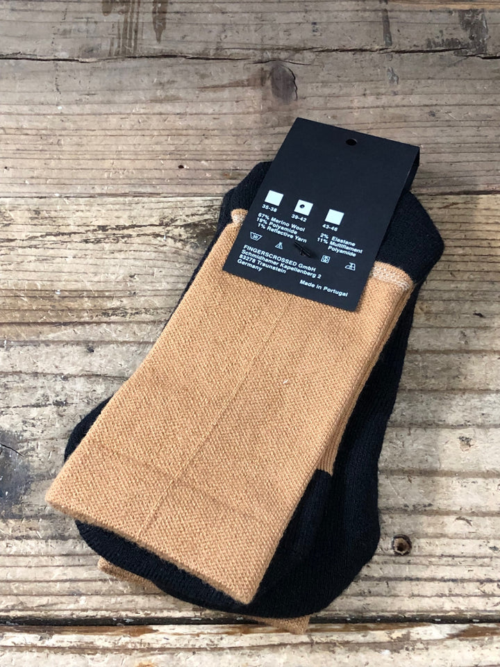 JX451 フィンガークロス Fingerscrossed MERINO サイクルソックス 黒 カーキ 39-42