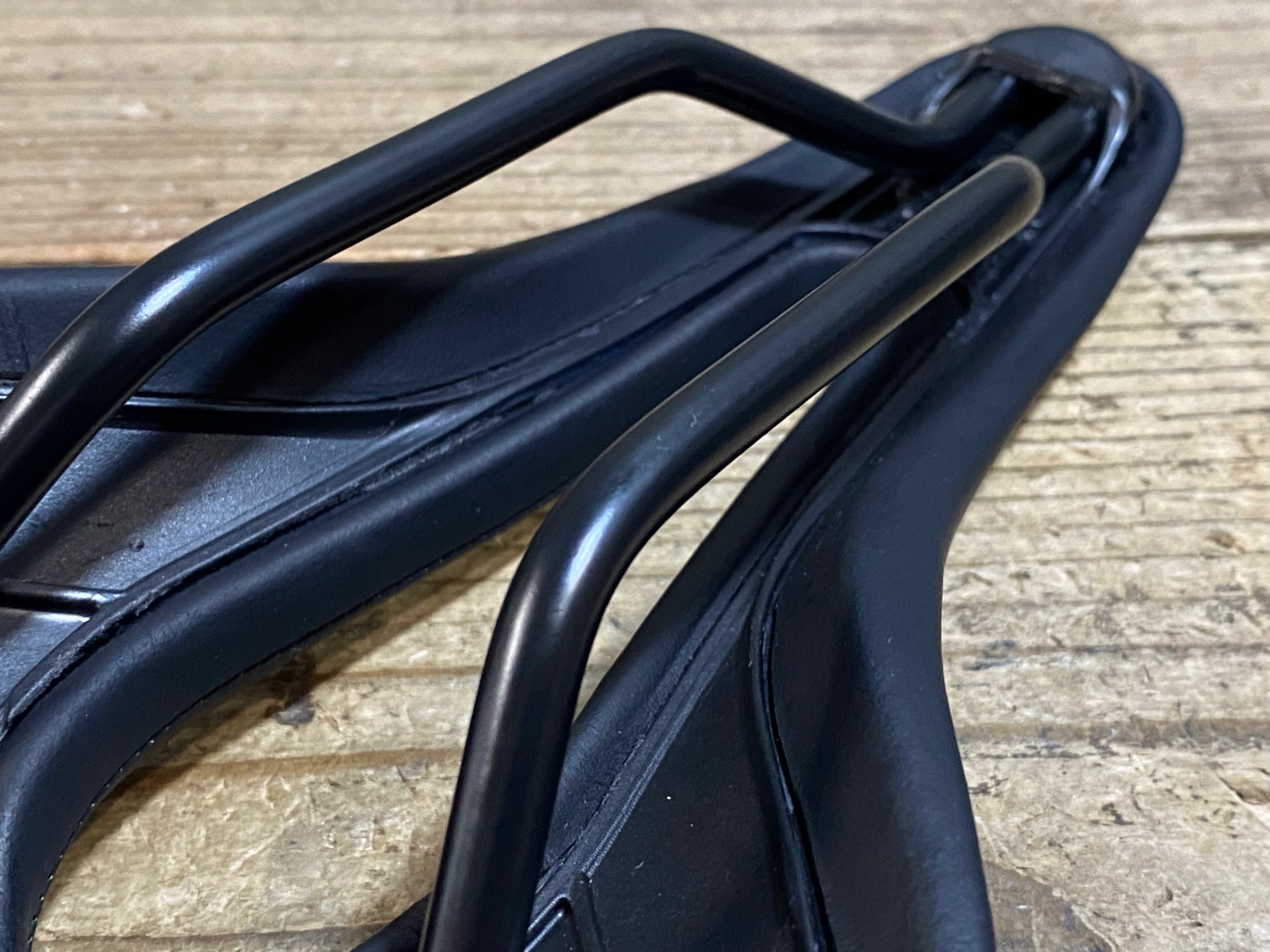 KK768 サンマルコ san marco Shortfit 130 サドル manganeseレール