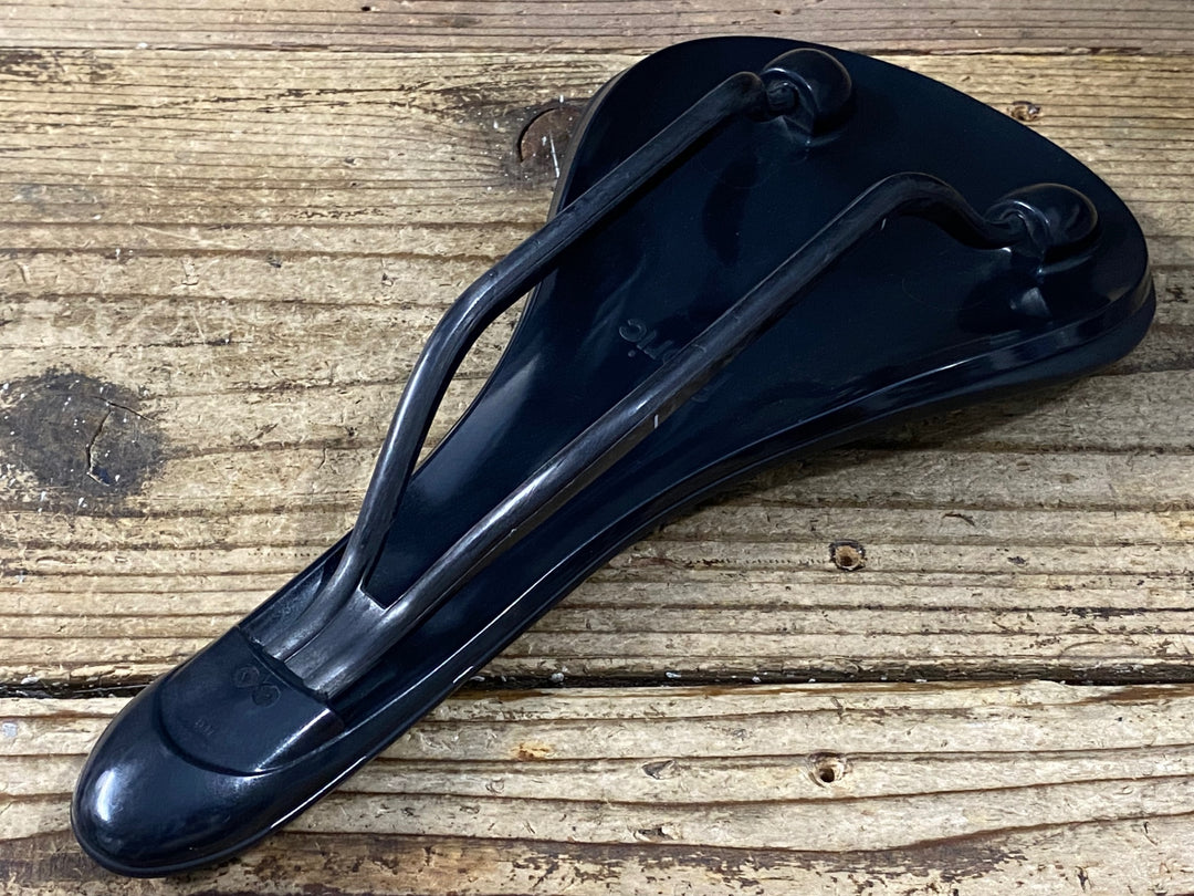 KI083 ファブリック FABRIC SCOOP FLAT PRO サドル 黒 カーボンレール