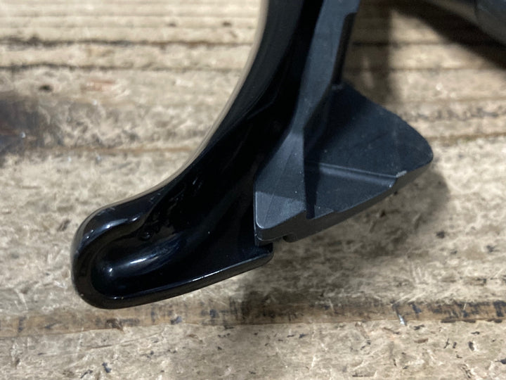 KB045 シマノ SHIMANO 105 ST-R7025 前期 右 STIレバー 11s 油圧 ※ホース取付部割れ, 油漏れの為ジャンク