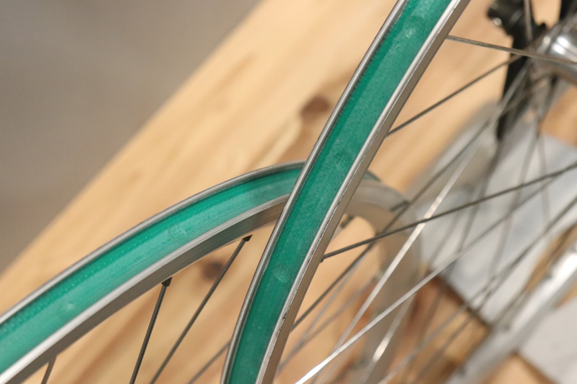 アラヤ ARAYA AR-713 シマノ SHIMANO RS400 アルミ クリンチャー