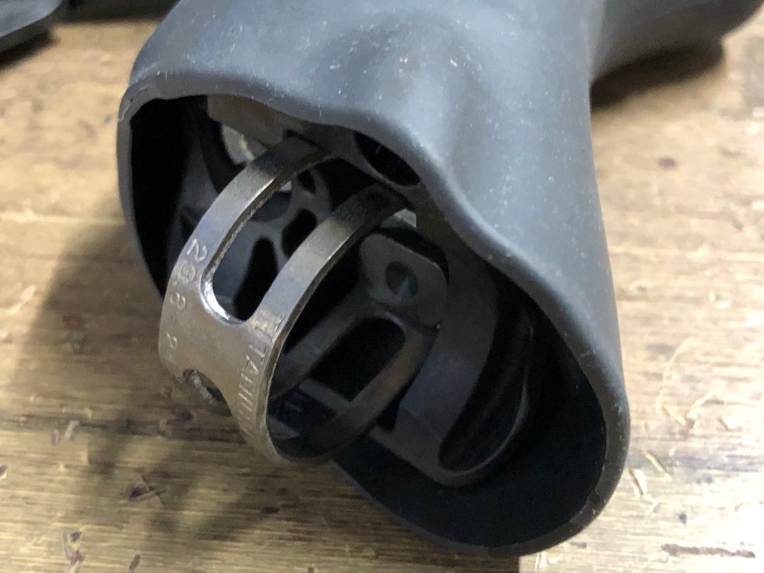 KB124 シマノ SHIMANO デュラエース DURA-ACE ST-9001 STIレバー 右のみ フードなし