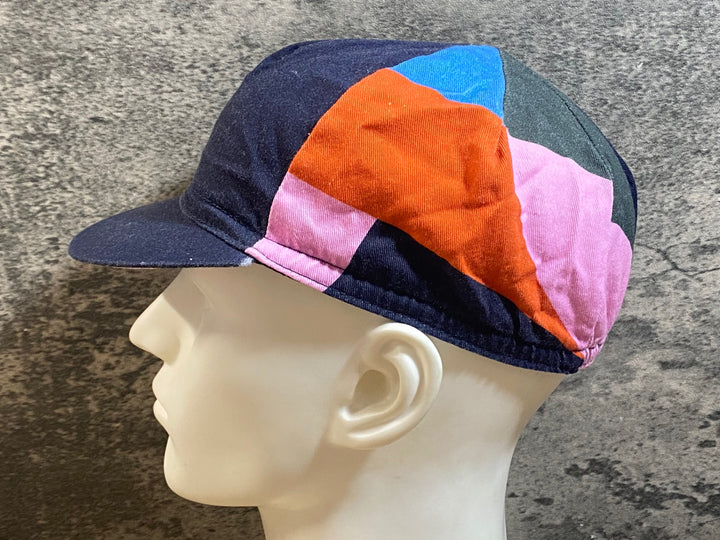 KC687 ラファ RAPHA ATHLETES CAP サイクルキャップ 黒 総柄 ONESIZE