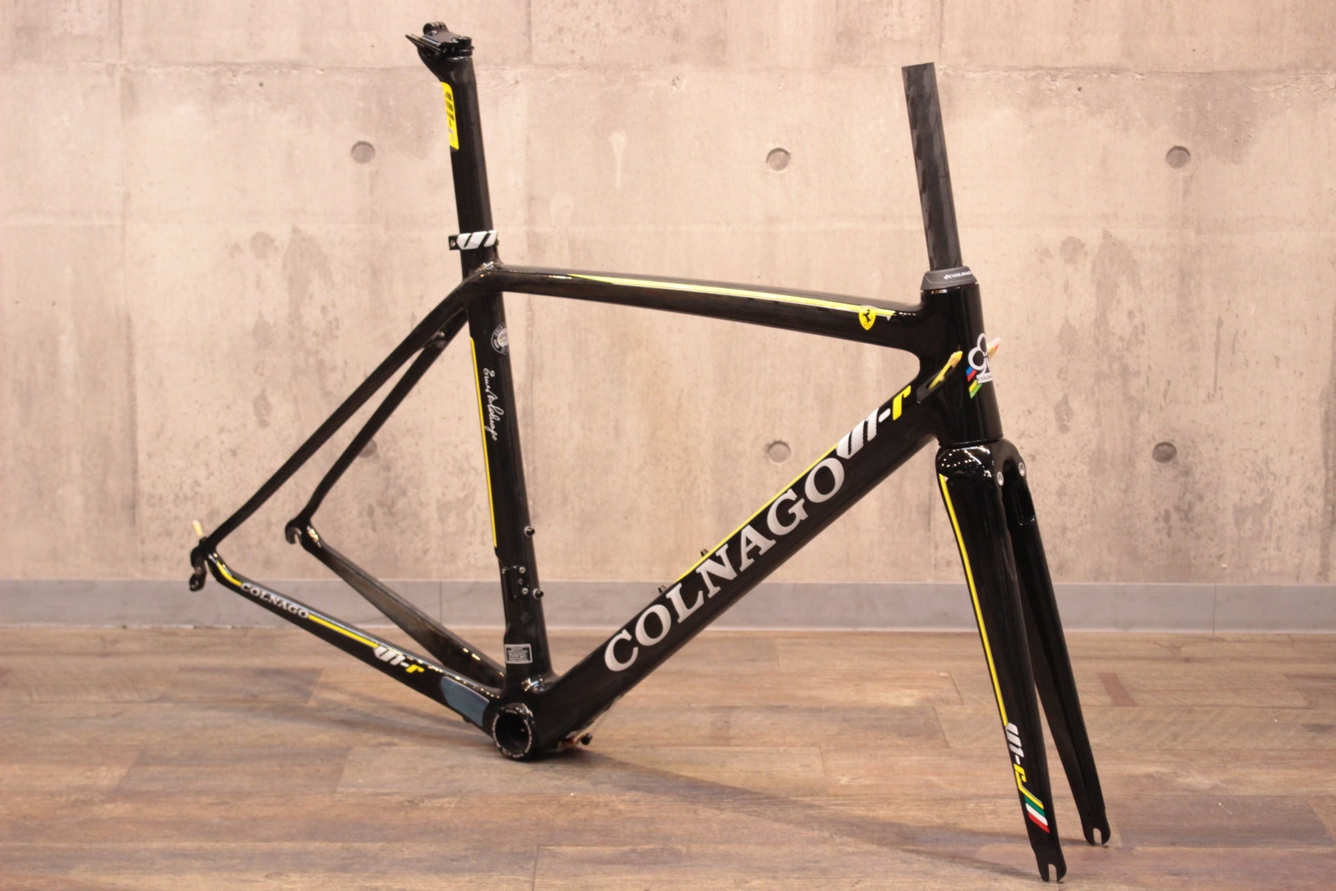 コルナゴ COLNAGO V1-R 2015モデル 48S カーボン ロードバイク