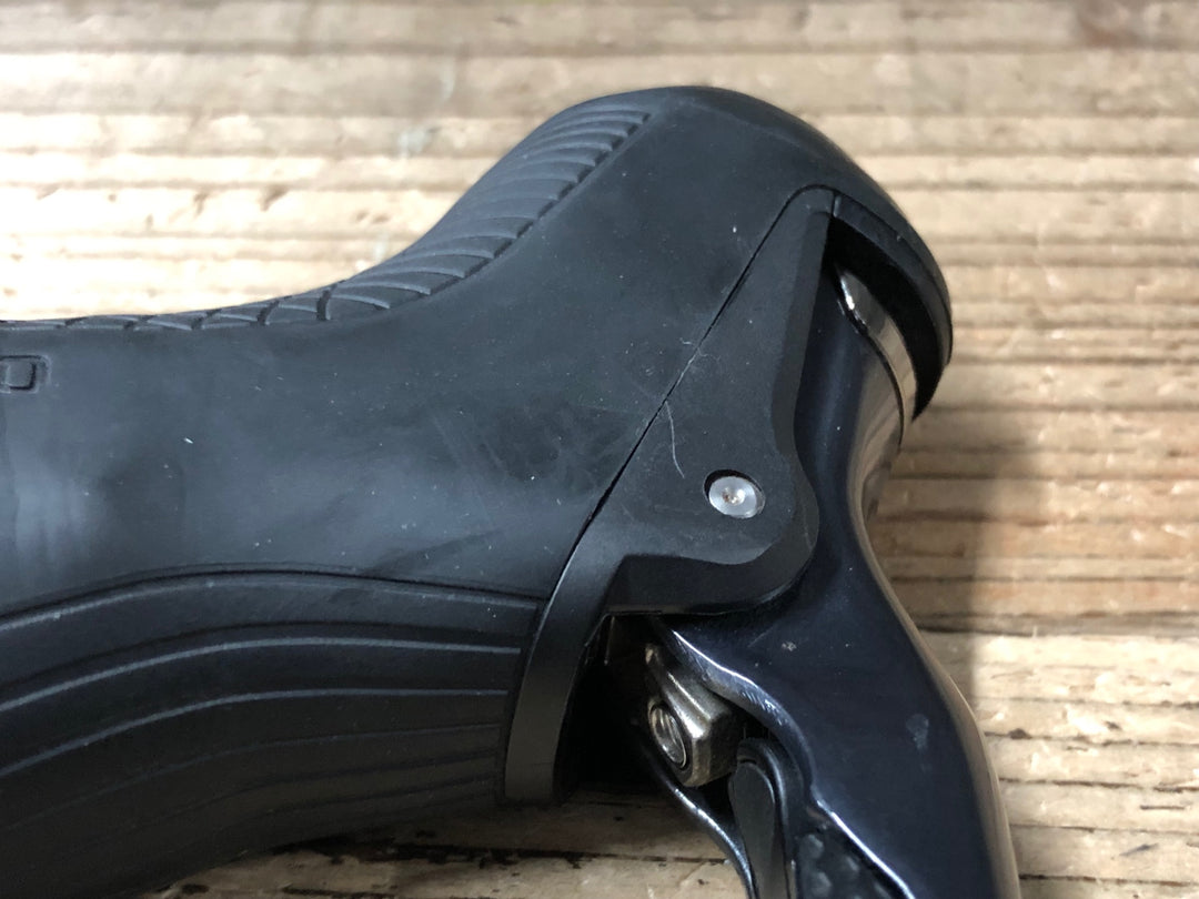JZ786 シマノ SHIMANO アルテグラ ULTEGRA ST-R8070 右のみ STIレバー ※オイル漏れのためジャンク