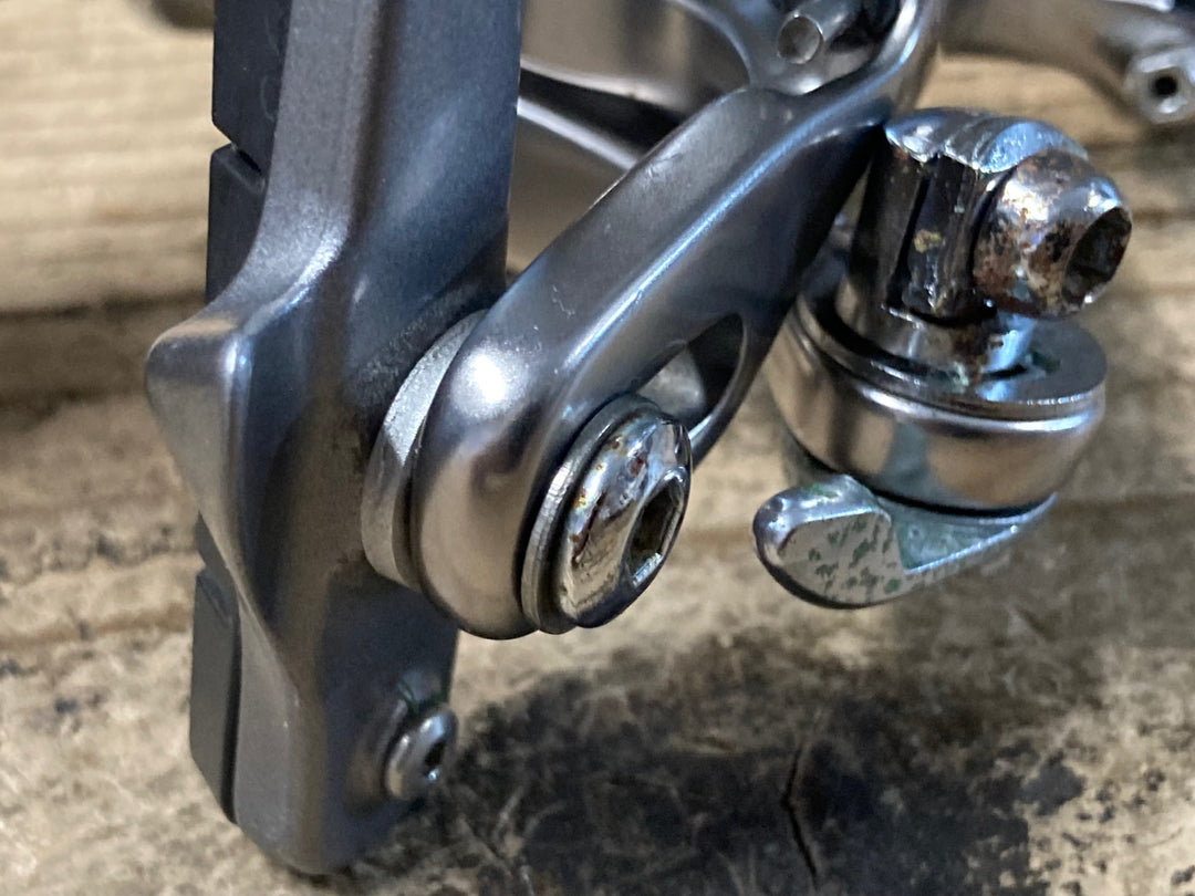 KF878 シマノ SHIMANO 105 BR-5600 キャリパーブレーキ 前後セット