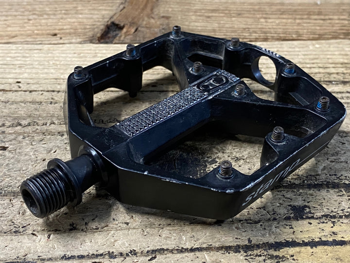 JT692 クランクブラザーズ CRANKBROTHERS STAMP 2 フラットペダル