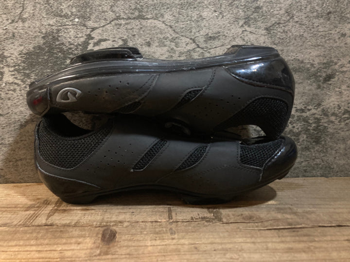 KG388 ジロ GIRO SAVIX ビンディングシューズ 黒 SPD EU43 ペン字あり