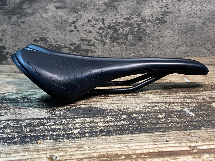 IZ901 スペシャライズド SPECIALIZED ROMIN EVO サドル 黒 155mm HOLLOW Tiレール ※クラックの疑いのためジャンク