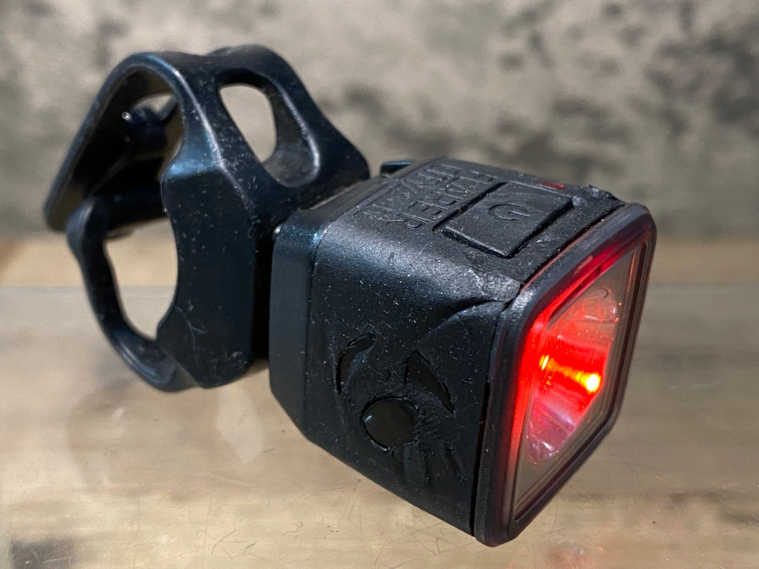 JM142 ボントレガー BONTRAGER FLARE R CITY テールライト ※表面ゴム溶け、べたつきのためジャンク