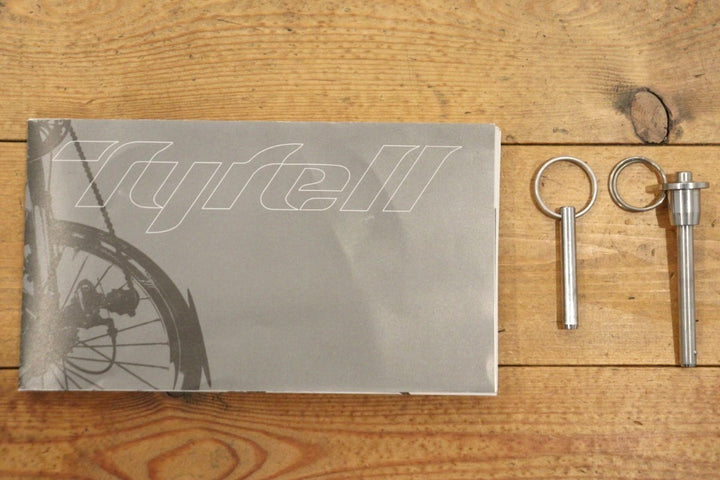 タイレル Tyrell FX 2013モデル シマノ ティアグラ 4500 MIX 9S アルミ 20インチ ミニベロ 折り畳み 小径車 ロードバイク 【横浜店】