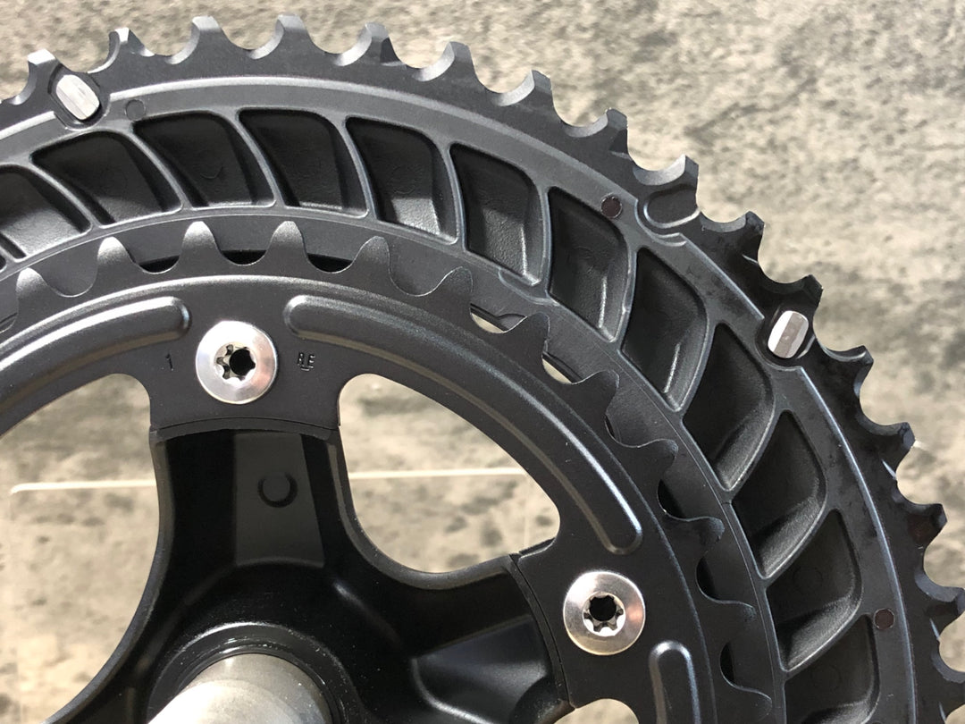 JY372 シマノ SHIMANO 105 FC-R7000 クランクセット 52/36T 170mm