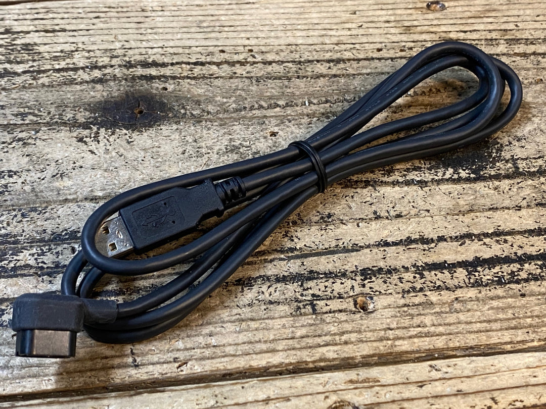 JP594 シマノ SHIMANO EW-EC300 DI2 バッテリーチャージャー