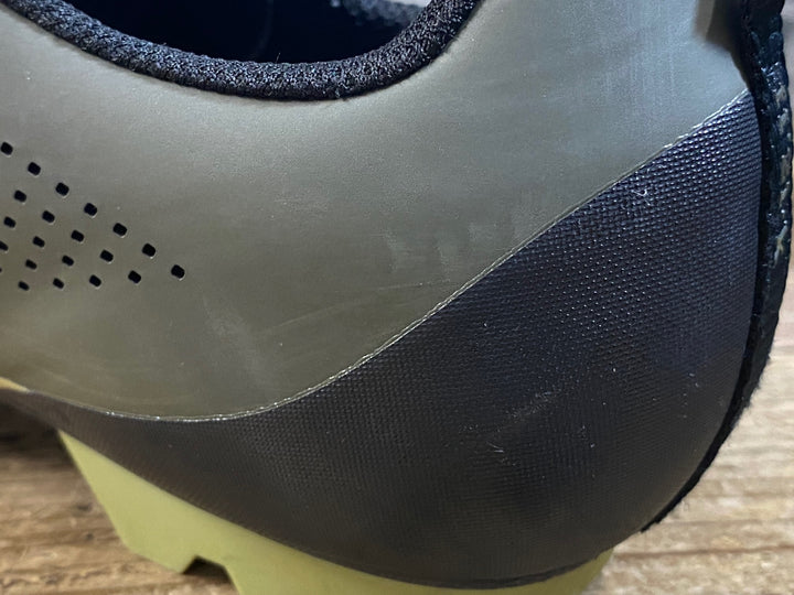JP060 フィジーク FIZIK TERRA XS ビンディングシューズ SPD EU42 カーキ ※ソール傷