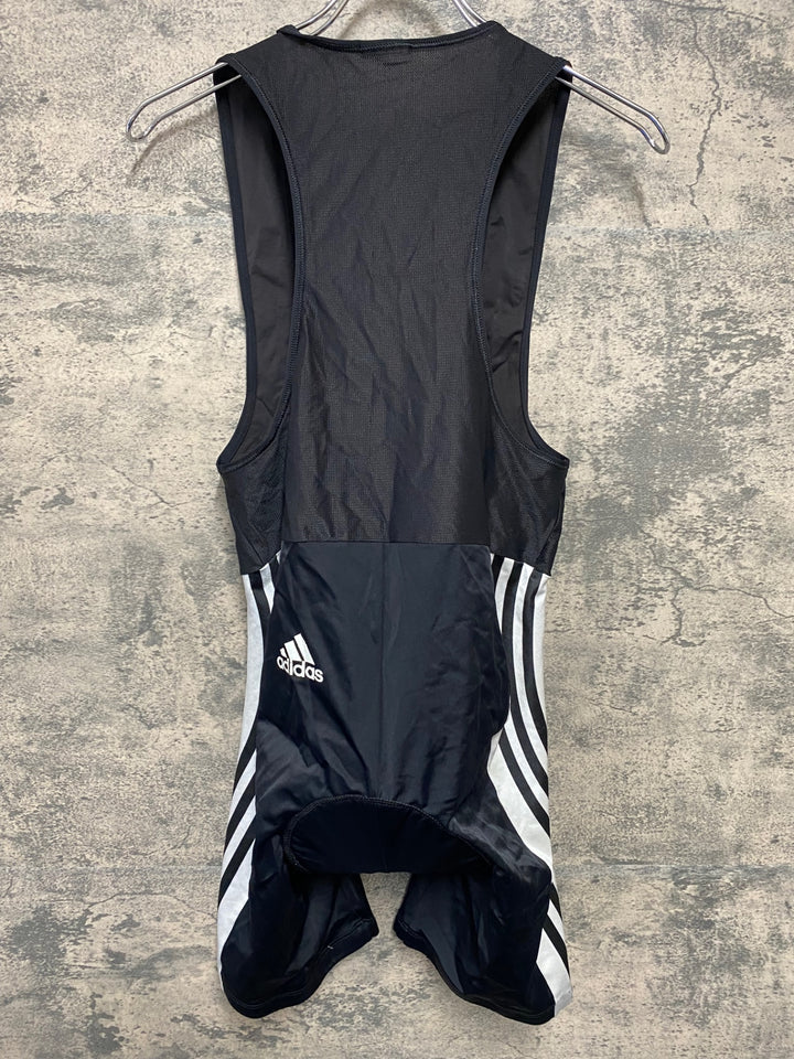 JT256 アディダス ADIDAS ビブショーツ 黒 ※サイズ不明 タグカット