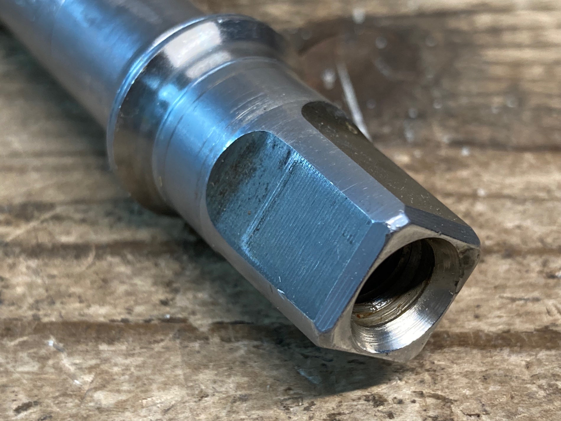 JH346 カンパニョーロ CAMPAGNOLO レコード RECORD BB ITA 軸長111mm