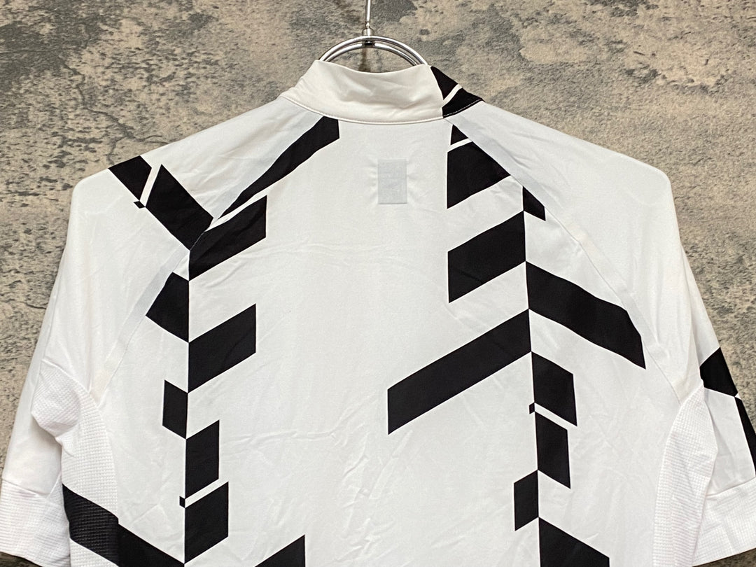 KB085 ラファ Rapha PRO TEAM AERO JERSEY 半袖 サイクルジャージ 白 黒 L