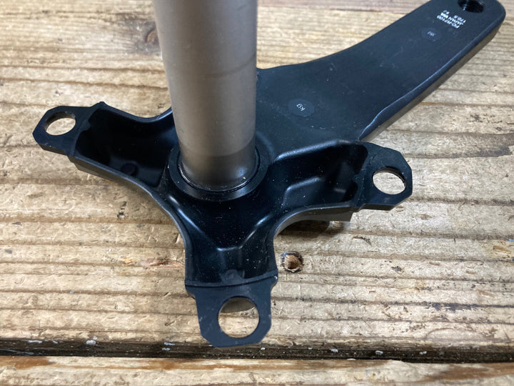 KD077 シマノ SHIMANO 105 FC-R7100 クランクアーム 172.5mm