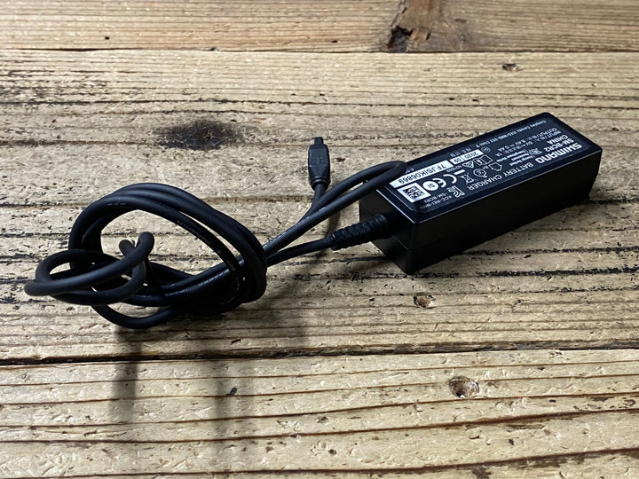 KF443 シマノ SHIMANO SM-BCR2 バッテリーチャージャー ※USBケーブル欠品
