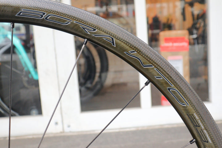 カンパニョーロ CAMPAGNOLO ボーラ BORA WTO 33 カーボン チューブレス ホイールセット カンパニョーロ 11/12S 19C 【横浜店】