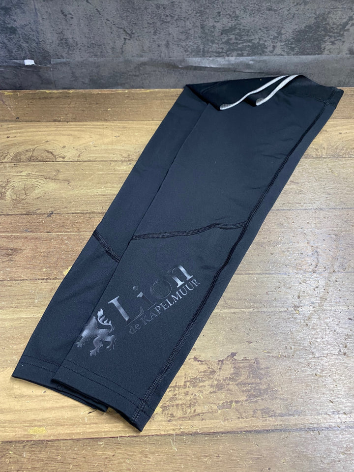 KF239 リオンドカペルミュール Lion de KAPELMUUR レッグカバー 黒 S