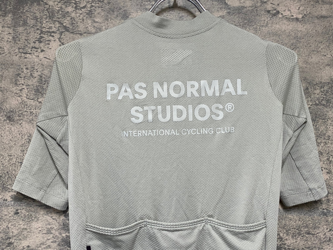 KJ975 パスノーマルスタジオ PAS NORMAL STUDIOS SOLITUDE 半袖 サイクルジャージ XS