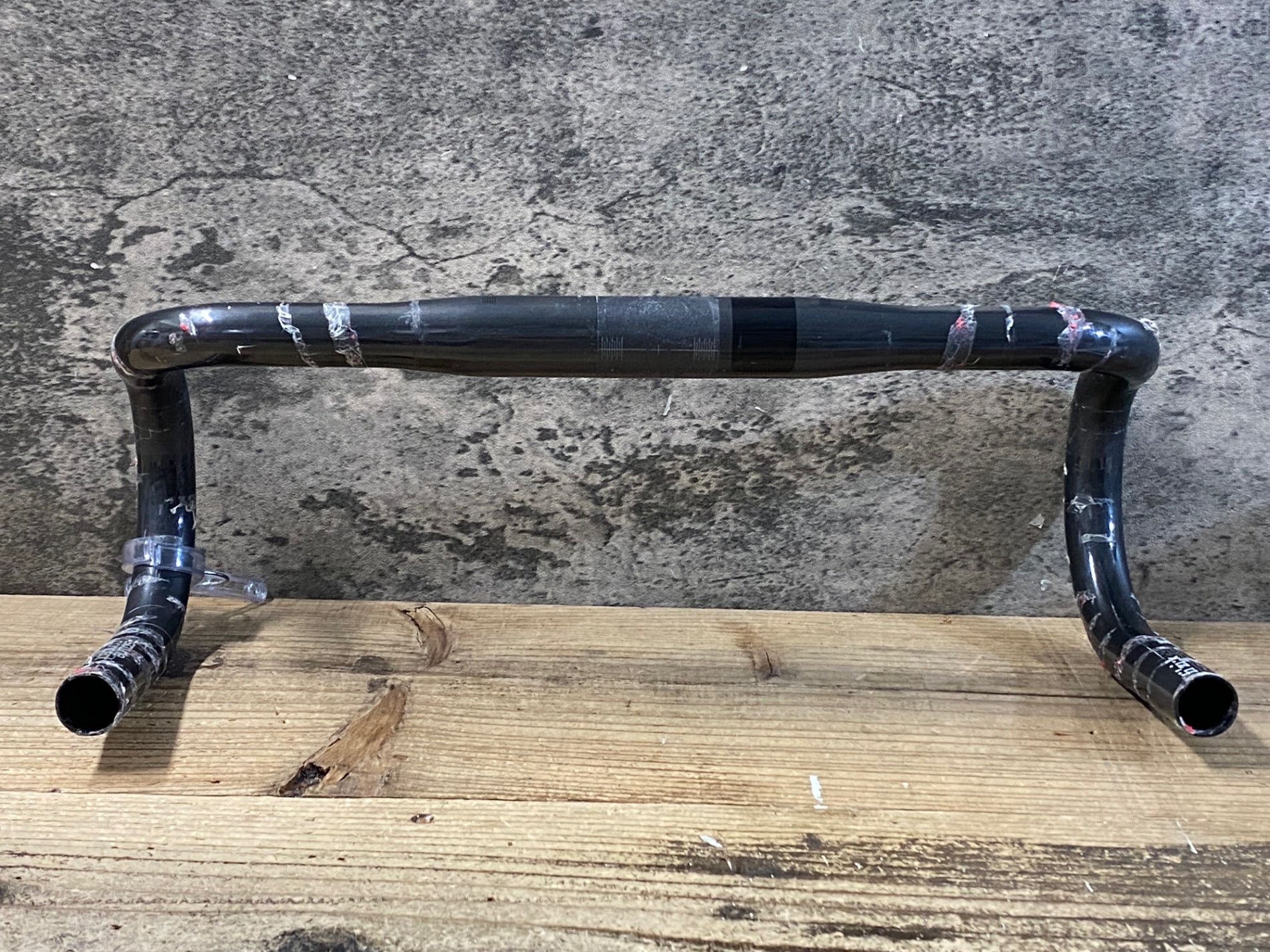 KF733 フィジーク fizik シラノ CYRANO R1 カーボン ドロップハンドル