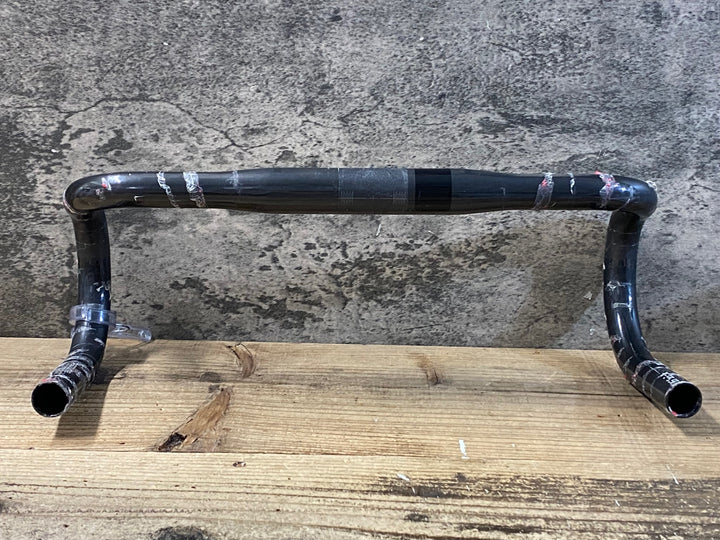 KF733 フィジーク fizik シラノ CYRANO R1 カーボン ドロップハンドル Φ31.8 ブラケットC-C400mm
