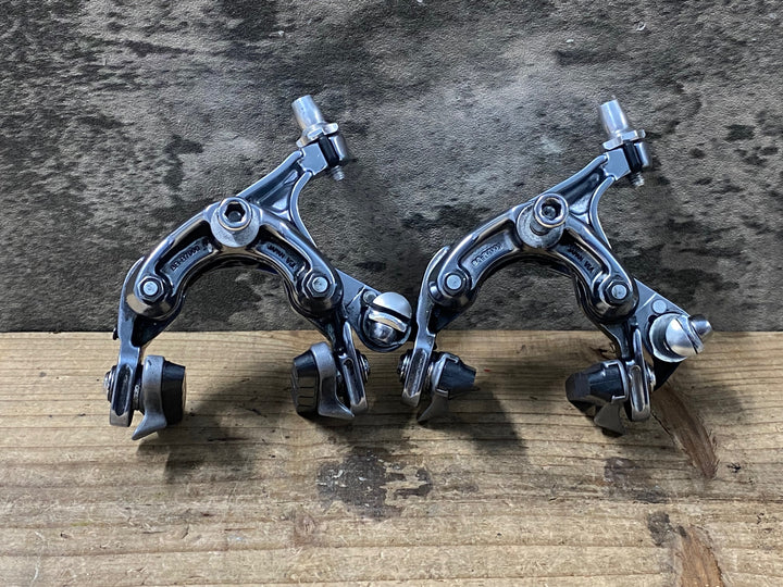 JV198 シマノ SHIMANO 105 BR-R7000 ブレーキキャリパー シルバー 前後セット ※社外アジャスター