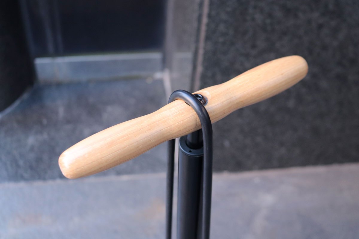 LEZYNE フロアポンプ 木製ハンドル LEZYNE フロアポンプ 木製ハンドル