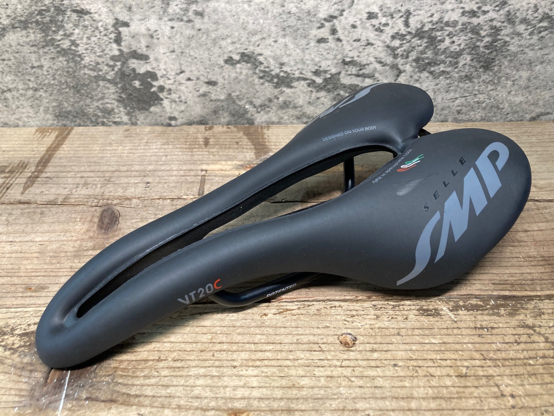 JM290 SELLE SMP VT20C サドル 黒 aisi 304 tubuレール 143mm – BICI