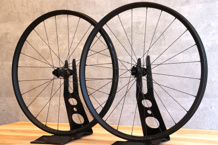 キャノンデール CANNONDALE ホログラム HOLLOWGRAM G-S 25 カーボン チューブレスレディ ホイールセット シマノ11/12S 650B 【さいたま浦和店】