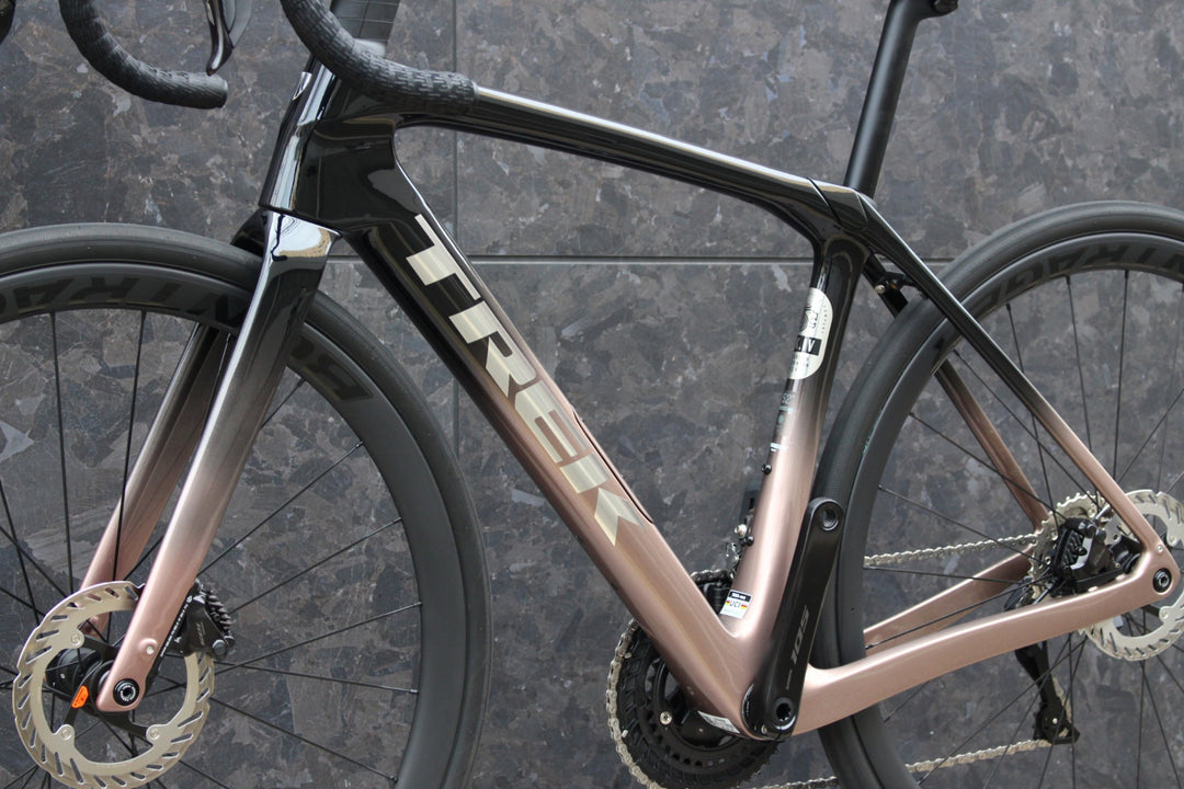 トレック TREK ドマーネ DOMANE SL6 GEN4 2026 52サイズ シマノ 105 R7170 12S Di2 AEOLUS ELITE35 カーボン ロードバイク 【福岡店】