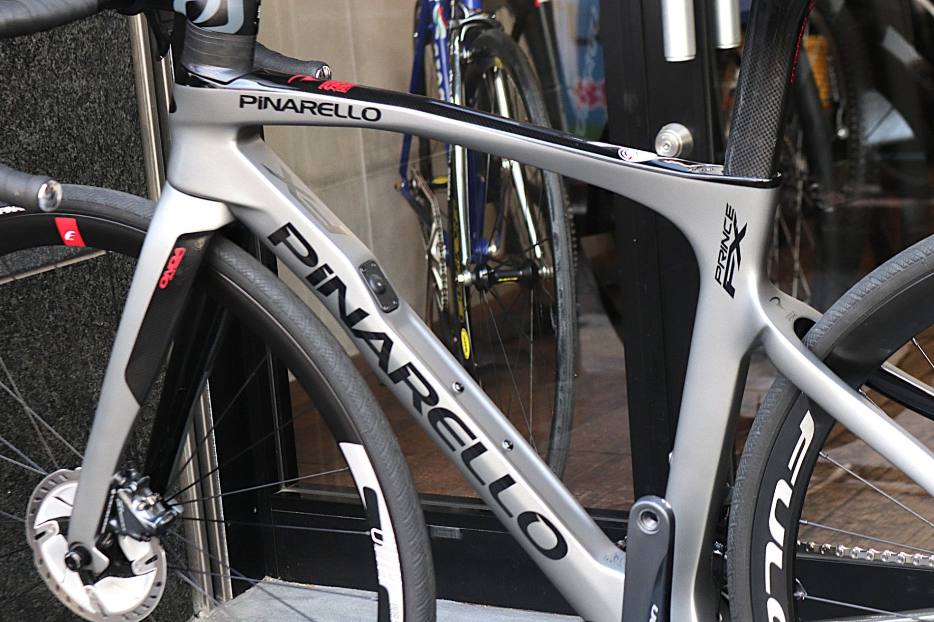 ピナレロ PINARELLO プリンス PRINCE FX DISK 2023モデル 460サイズ