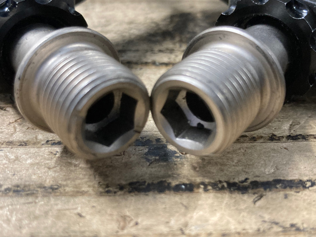 KO493 シマノ SHIMANO 105 PD-R7000 ビンディングペダル SPD-SL