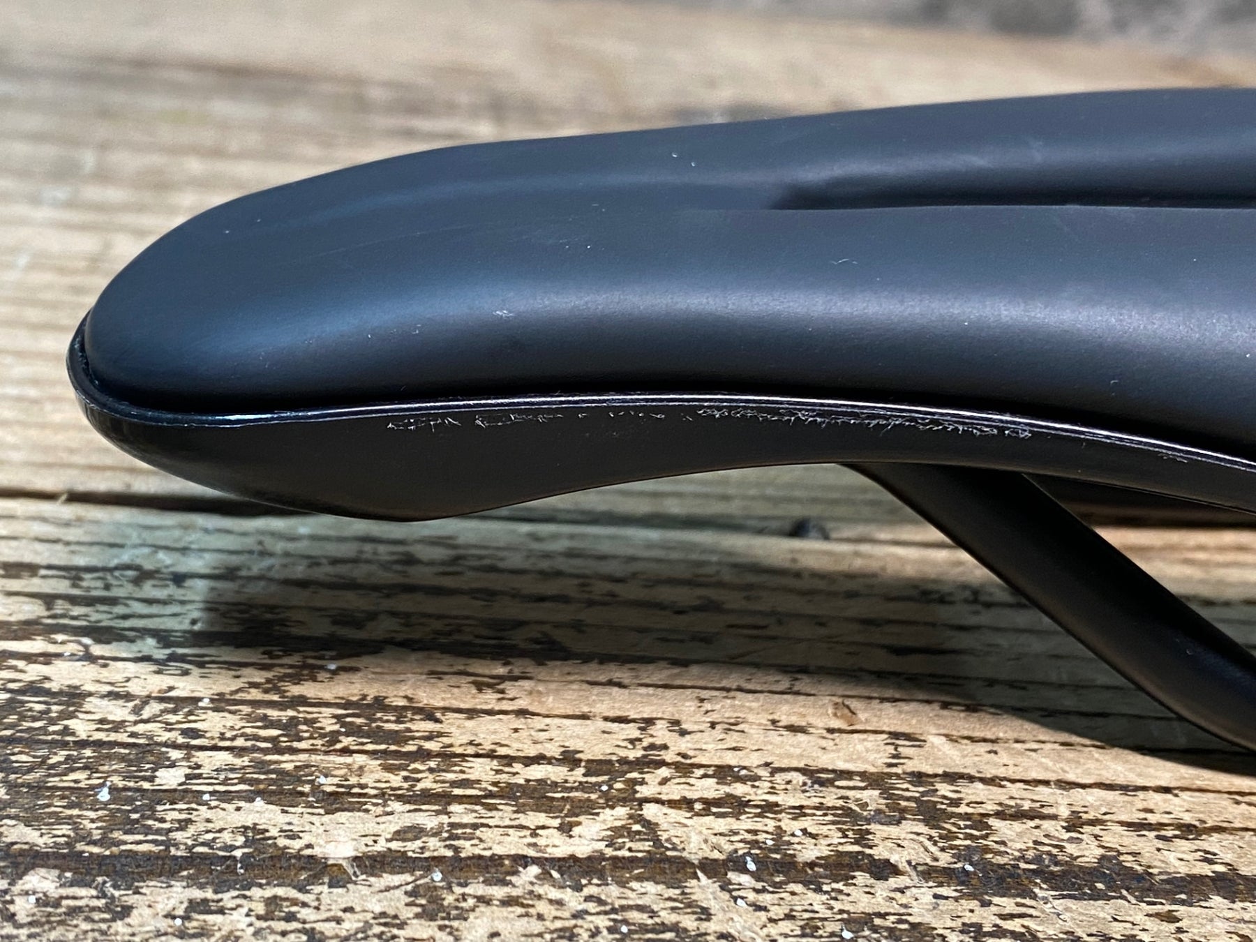 JQ006 モスト MOST LYNX ULTRA サドル 黒 145mm MANGANESEレール