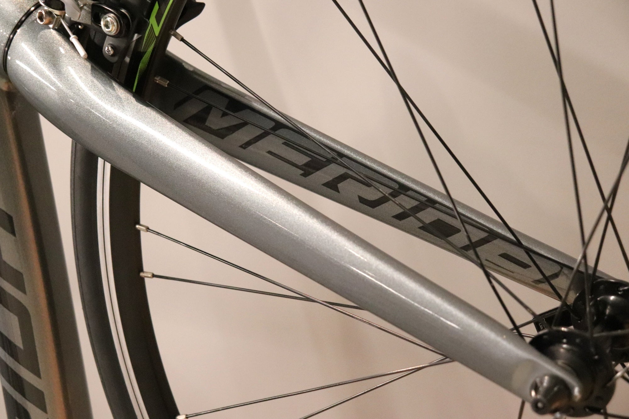 メリダ MERIDA スクルトゥーラ SCULTURA 400 2017モデル 50サイズ