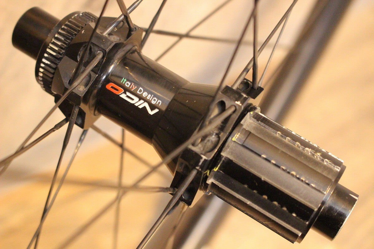 オーディン ODIN ST カーボン チューブレスレディ ホイールセット