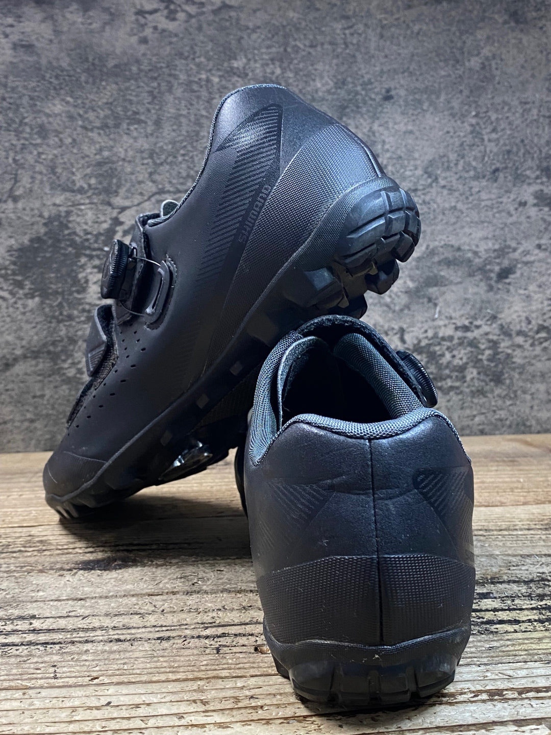 JW559 シマノ SHIMANO NE4 SHME400M L01 S ビンディングシューズ 2穴 黒 EU43