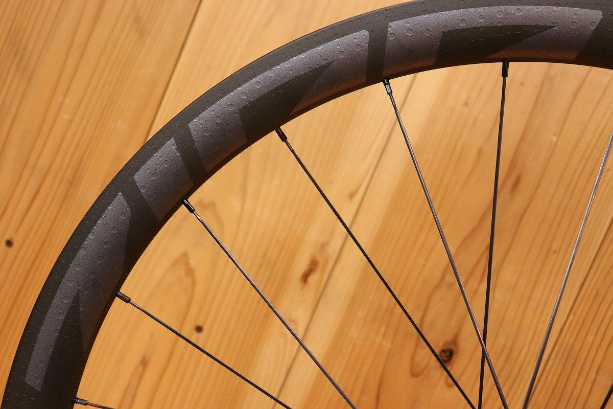 ジップ ZIPP 303 FIRECREST TUBELESS DISC カーボン チューブレス