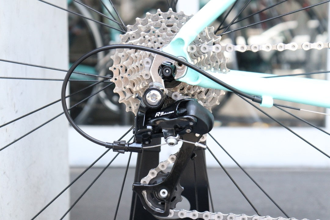 ビアンキ Bianchi ヴィア ニローネ VIA NIRONE7 2023モデル 47サイズ シマノ ソラ R3000MIX 9S アルミ ロードバイク 【横浜店】