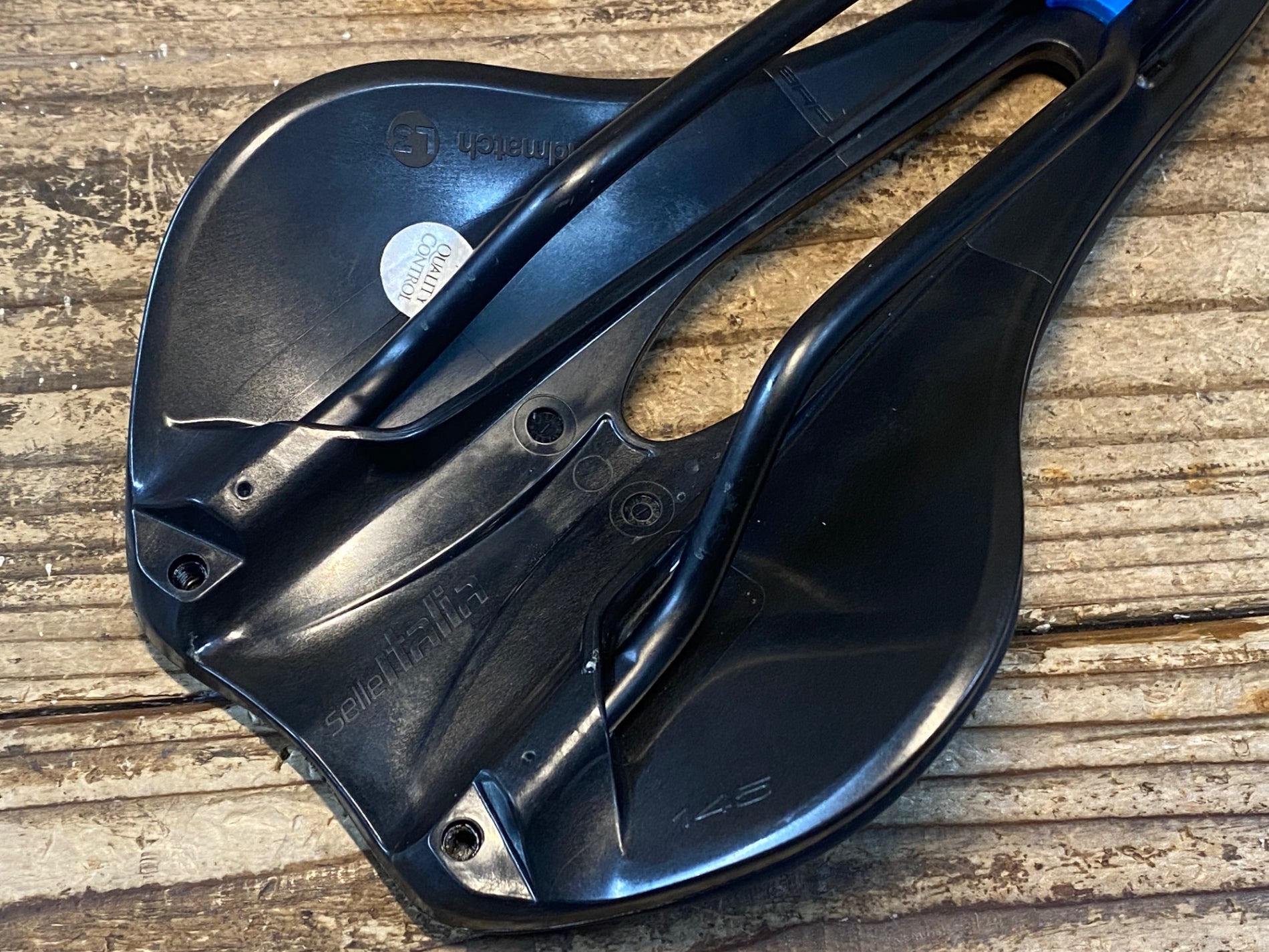 JP527 セライタリア SELLE ITALIA NOVUS BOOST EVO TM スーパーフロー